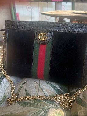GUCCI Small Ophidia Chain Shoulder Bag